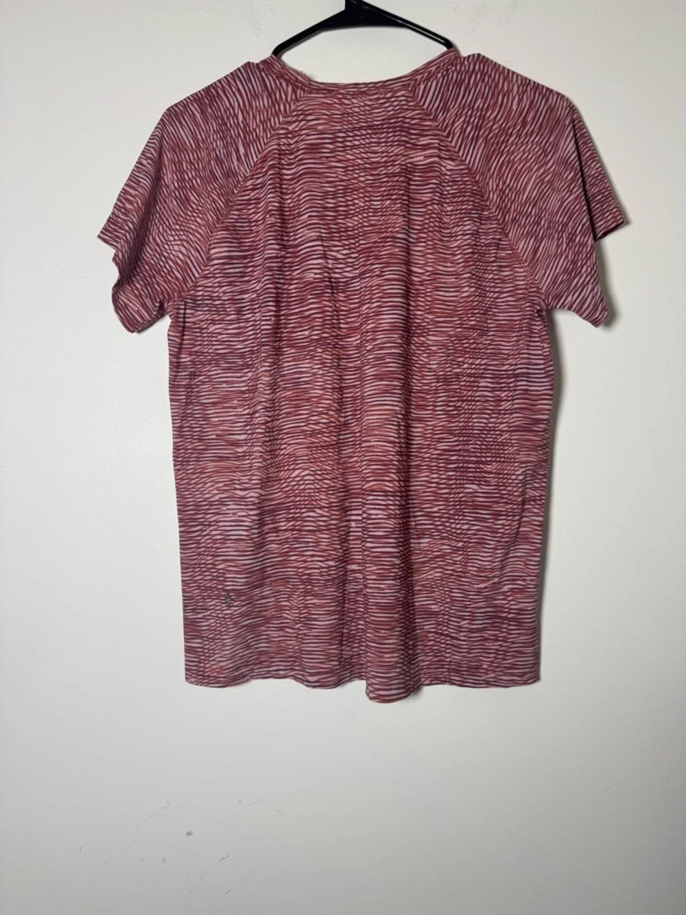 Athleta Printed Athletic Tee Womens Small Workout Running Top Pink - Picture 2 of 6